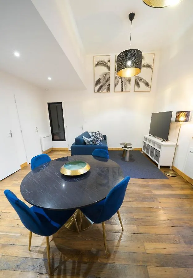 Apartment Appartunique - Chez Helder, La Totale Vichy France