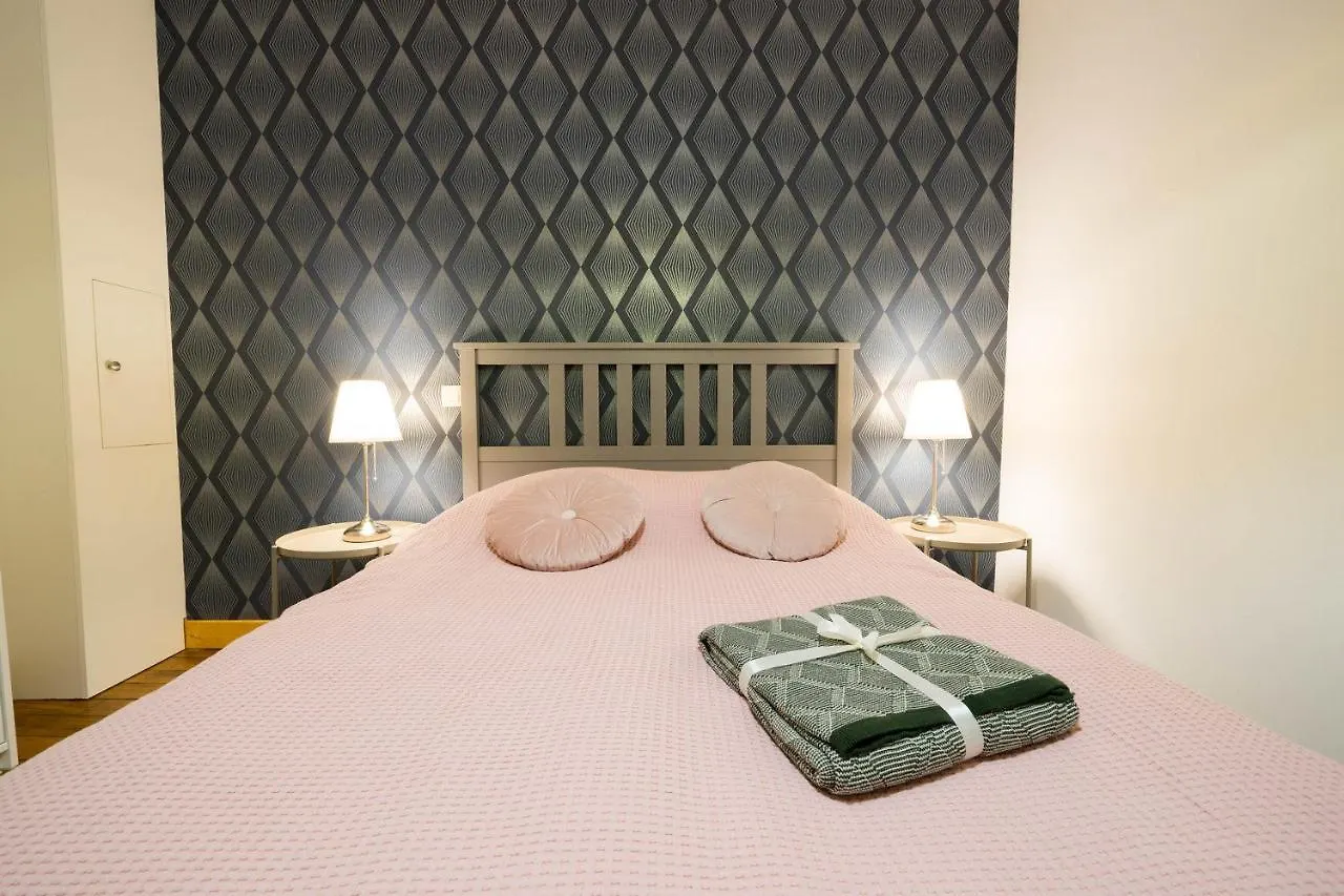 Appartunique - Chez Helder, La Totale Vichy Apartment
